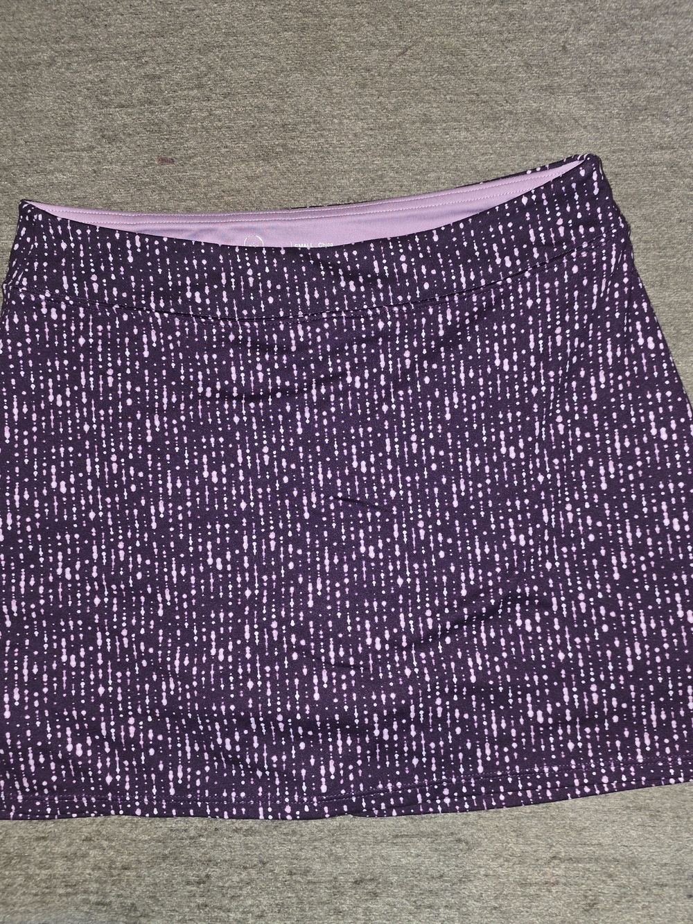 Tranquility Everyday Stretch Skort in the "Sparkle Plum" Small